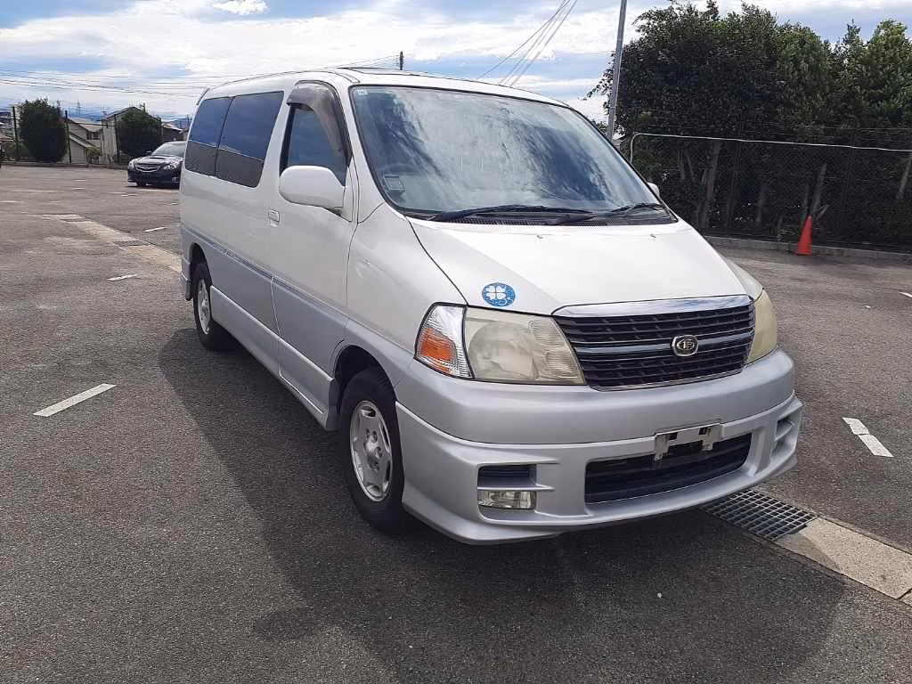 TOYOTA GRANVIA