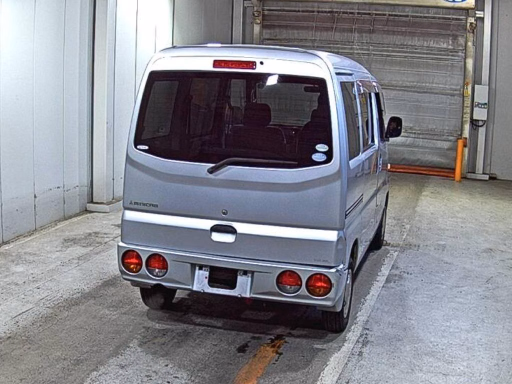 MITSUBISHI MINICAB