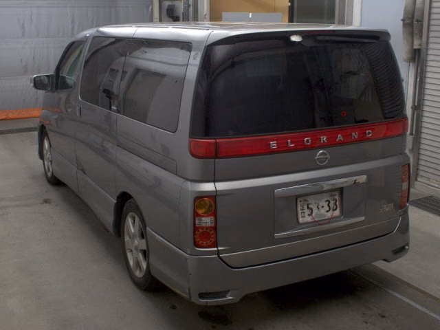 NISSAN ELGRAND
