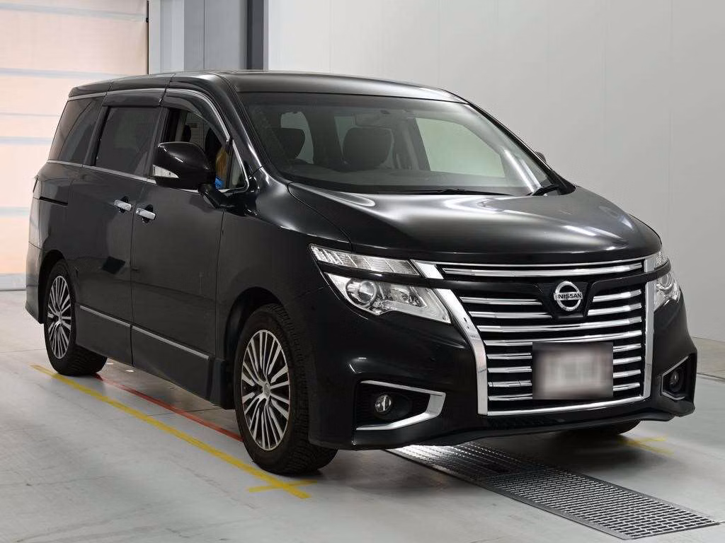 NISSAN ELGRAND