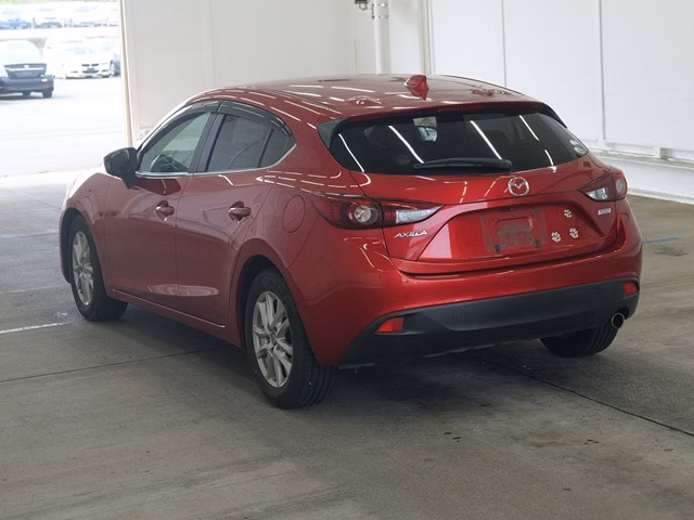 MAZDA AXELA
