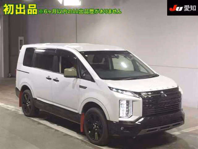 MITSUBISHI DELICA D:5