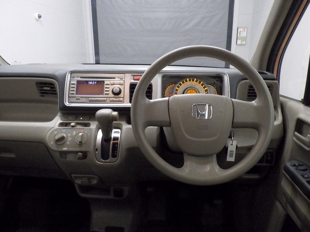 HONDA LIFE