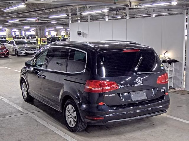 VOLKSWAGEN SHARAN