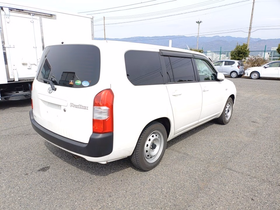 TOYOTA PROBOX