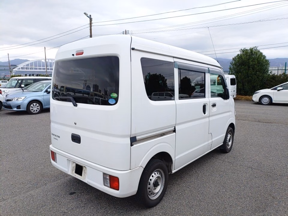 MITSUBISHI MINICAB