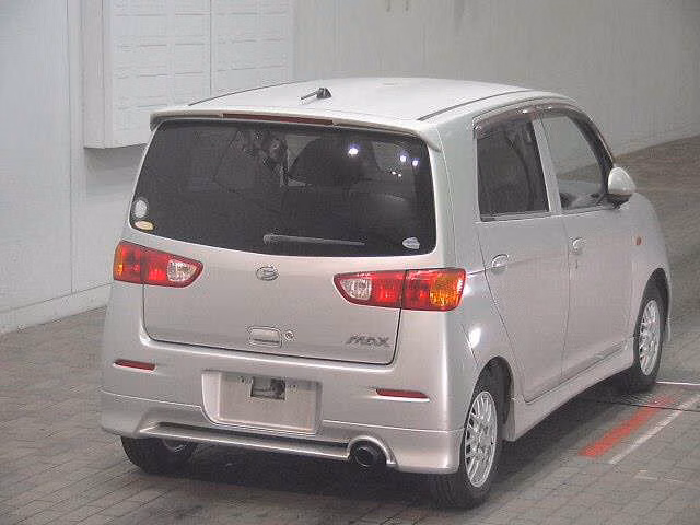 DAIHATSU MAX