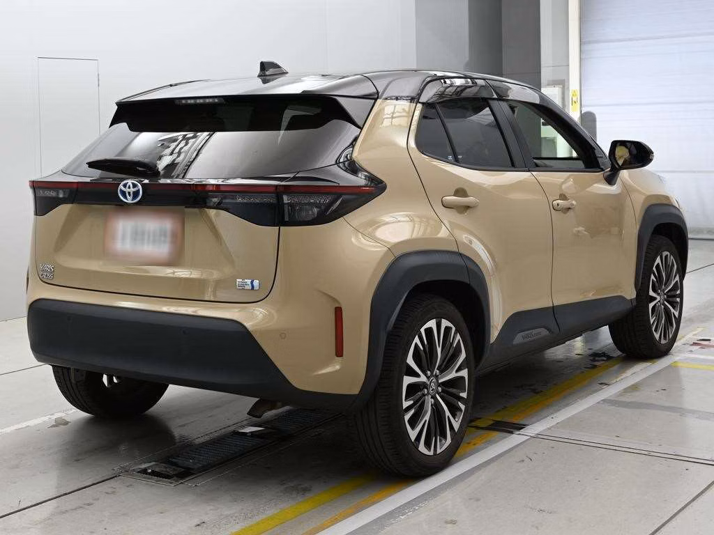 TOYOTA YARIS CROSS