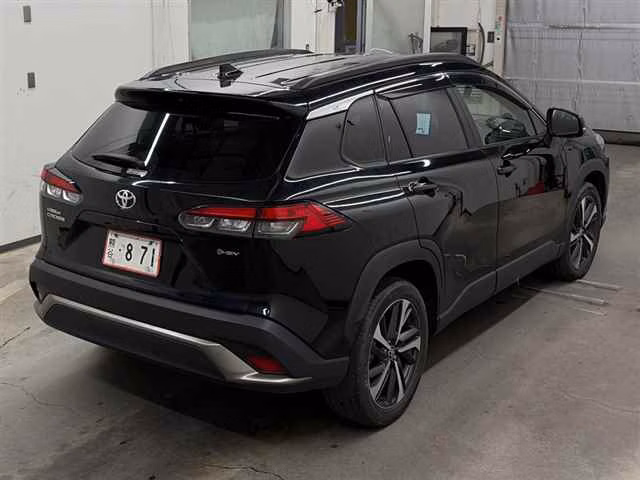 TOYOTA COROLLA CROSS