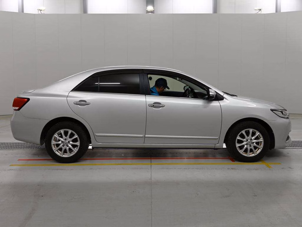 TOYOTA PREMIO