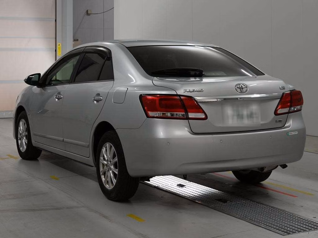 TOYOTA PREMIO