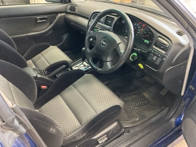 SUBARU LEGACY B4