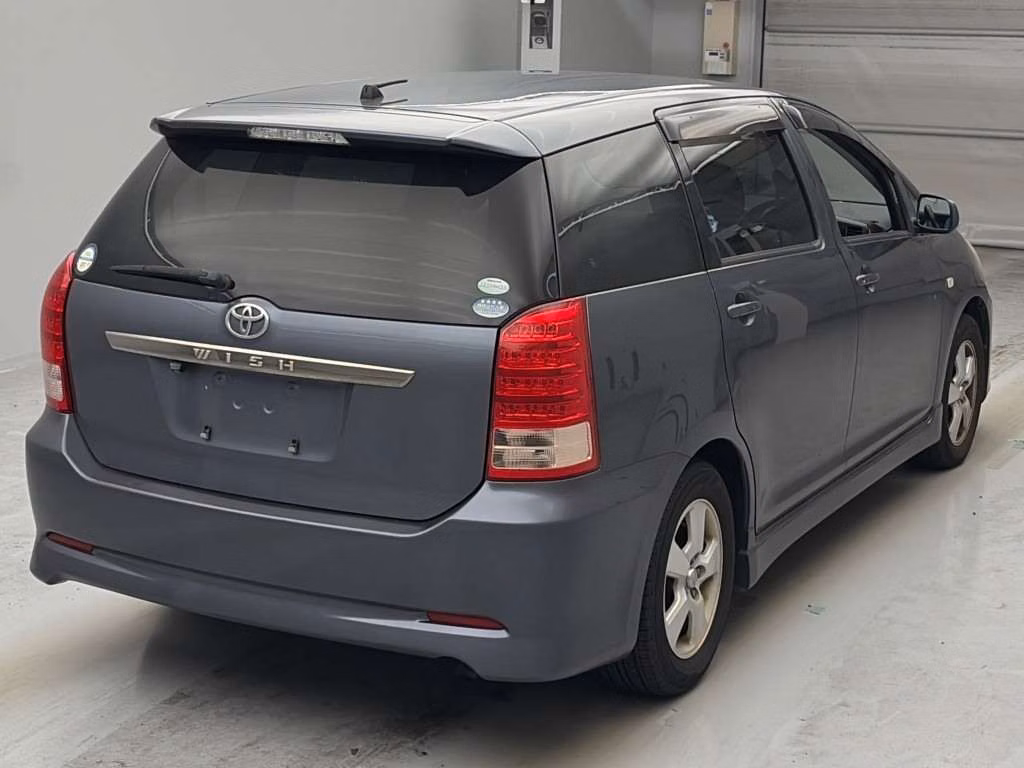 TOYOTA WISH