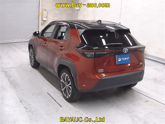 TOYOTA YARIS CROSS