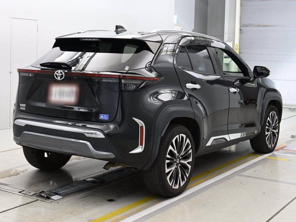 TOYOTA YARIS CROSS