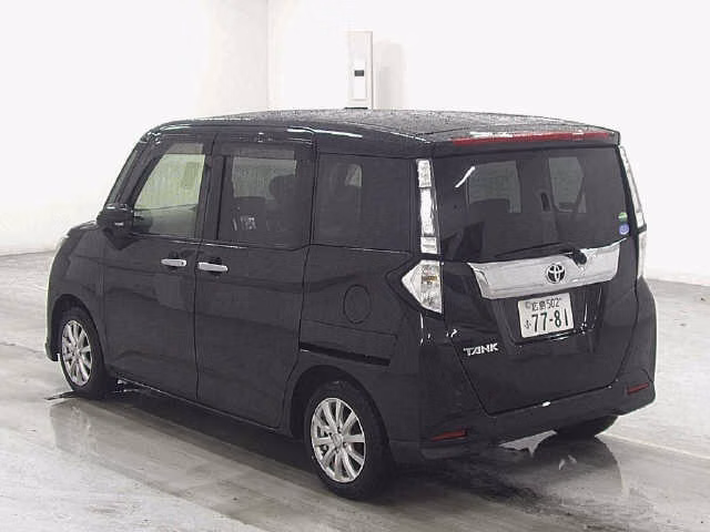 TOYOTA TANK