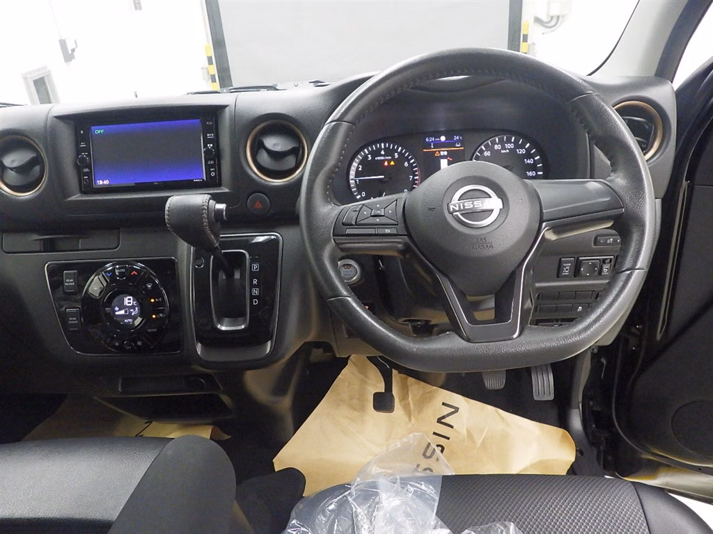 NISSAN CARAVAN
