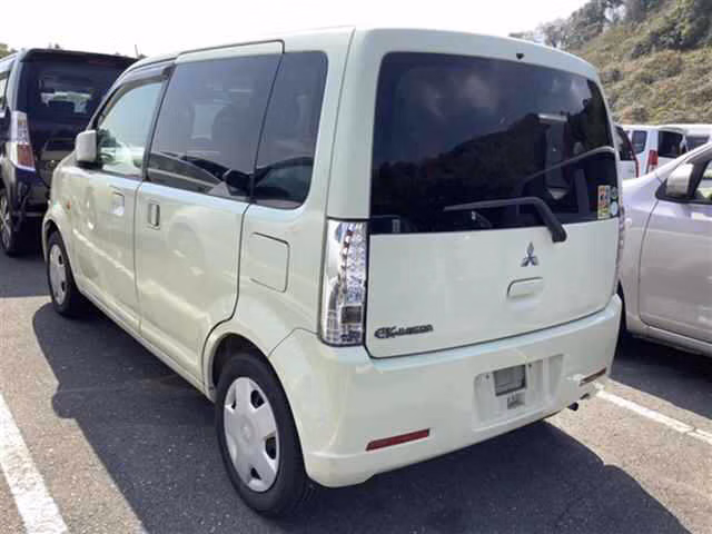 MITSUBISHI EK WAGON