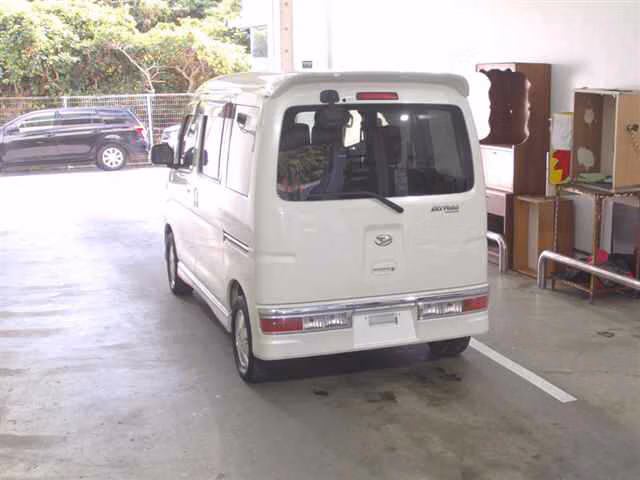 DAIHATSU ATRAI