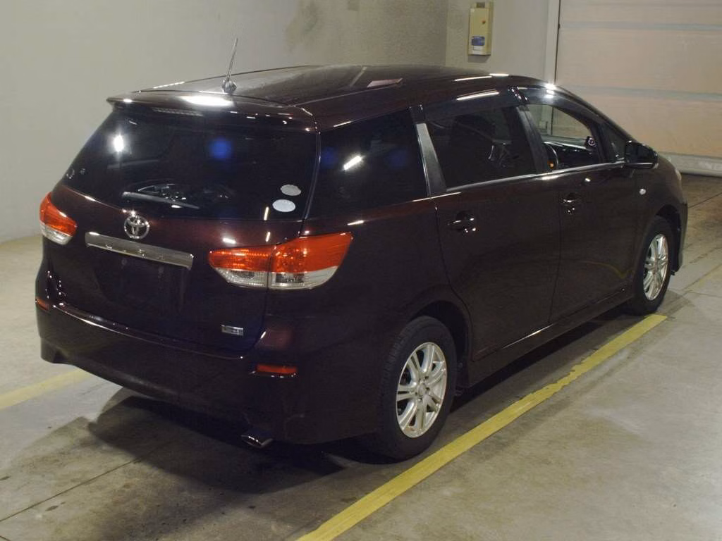 TOYOTA WISH
