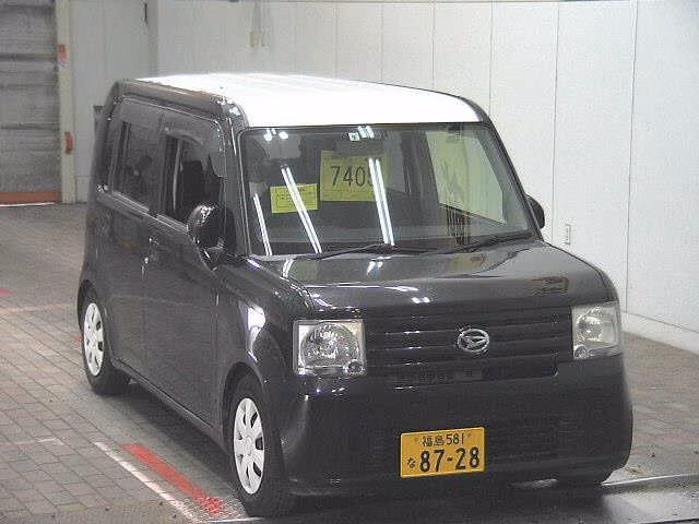 DAIHATSU MOVE CONTE
