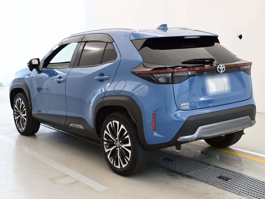 TOYOTA YARIS CROSS