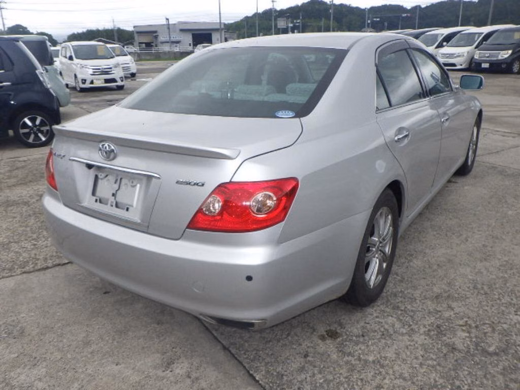 TOYOTA MARK X