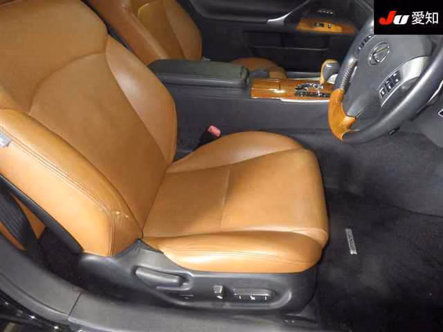 LEXUS IS350