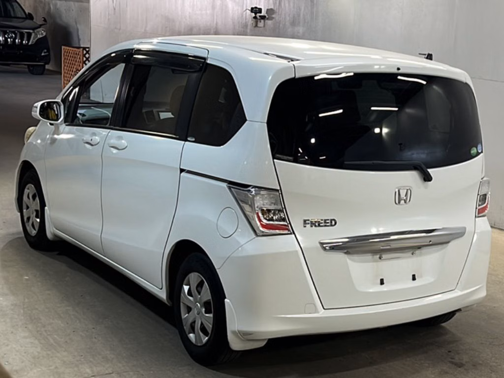 HONDA FREED