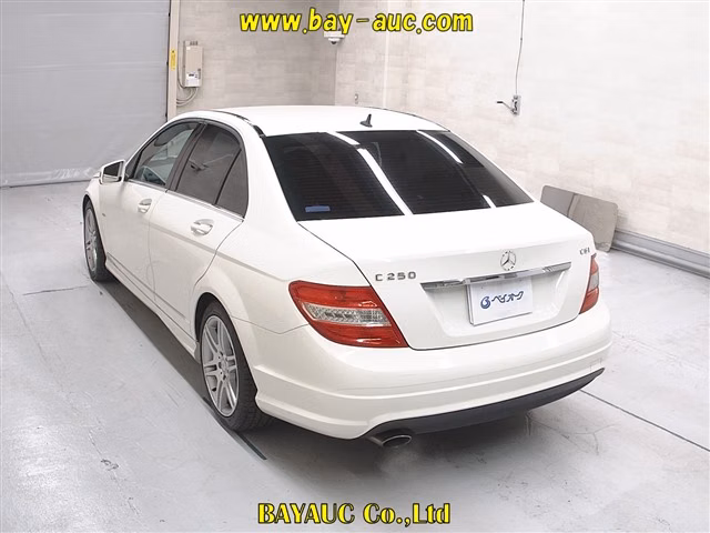MERCEDES-BENZ C-CLASS