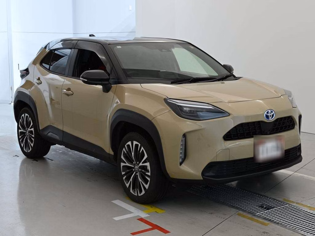 TOYOTA YARIS CROSS