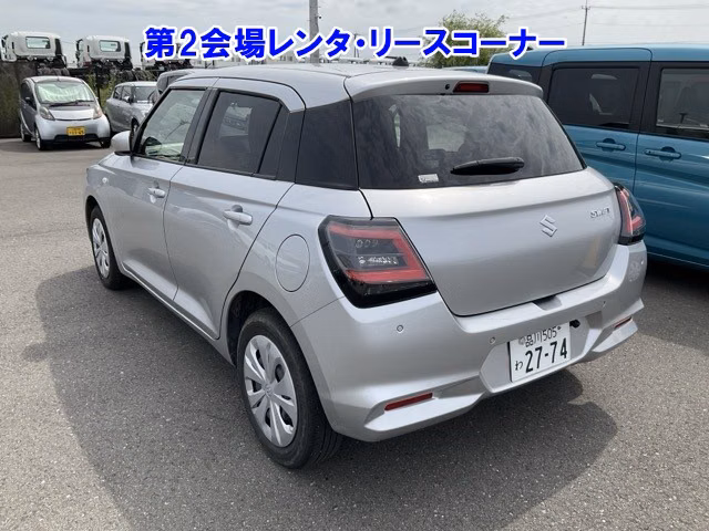 SUZUKI SWIFT
