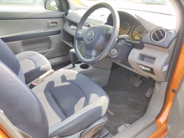 MAZDA DEMIO
