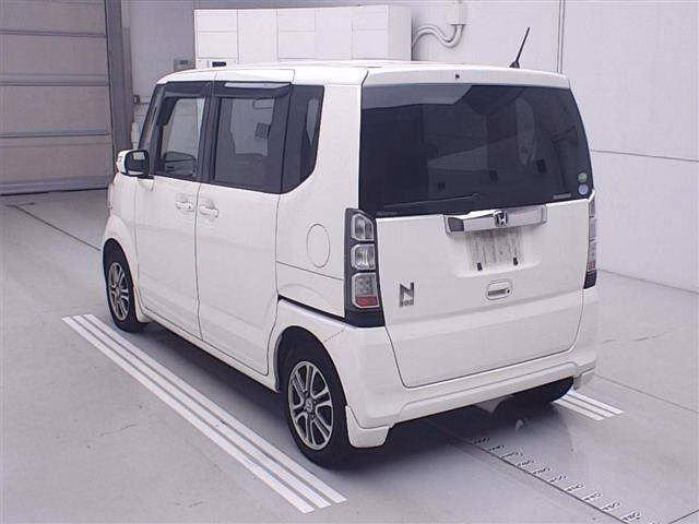 HONDA N-BOX