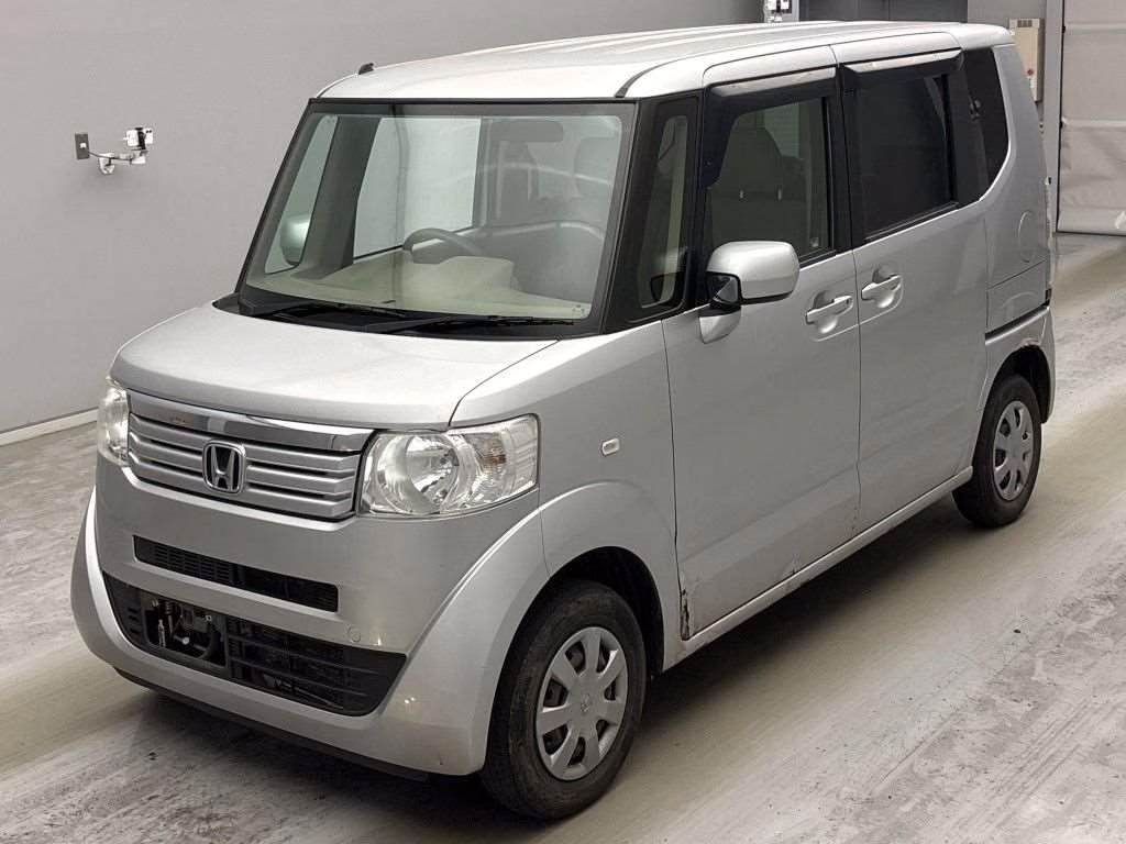 HONDA N-BOX
