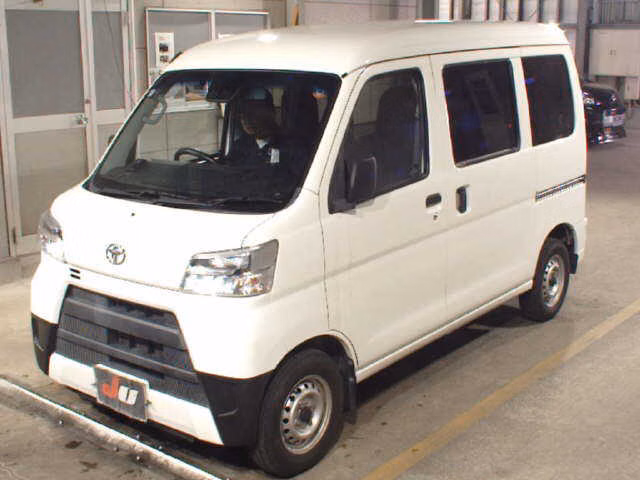 TOYOTA PIXIS VAN