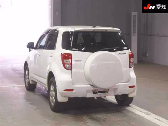 DAIHATSU BE-GO