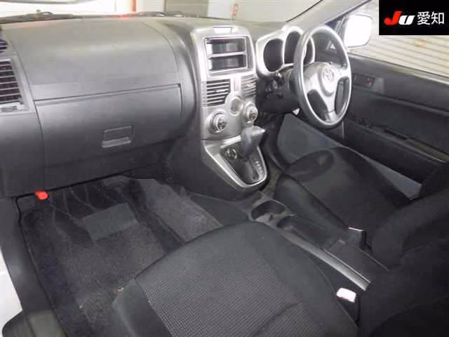 DAIHATSU BE-GO