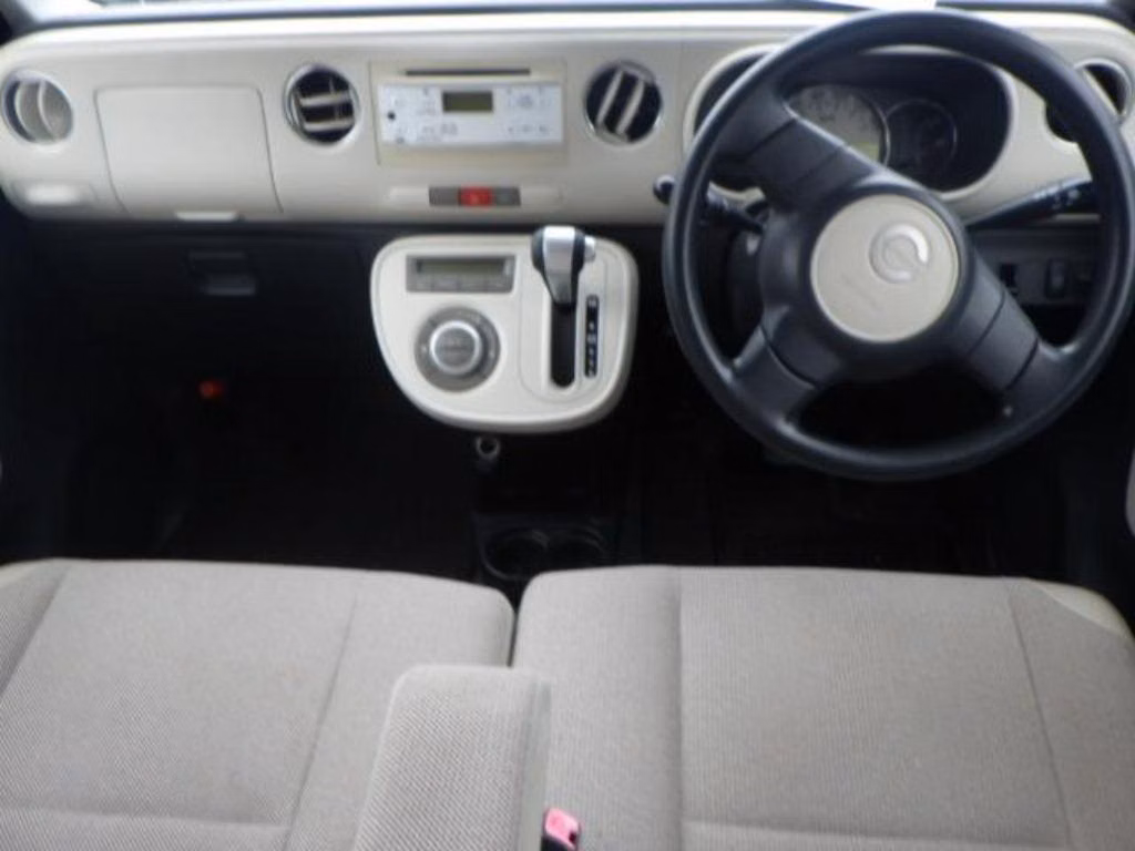 DAIHATSU MIRA COCOA