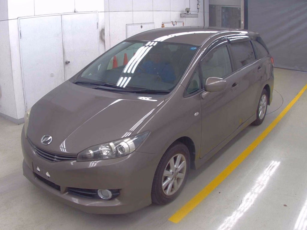 TOYOTA WISH