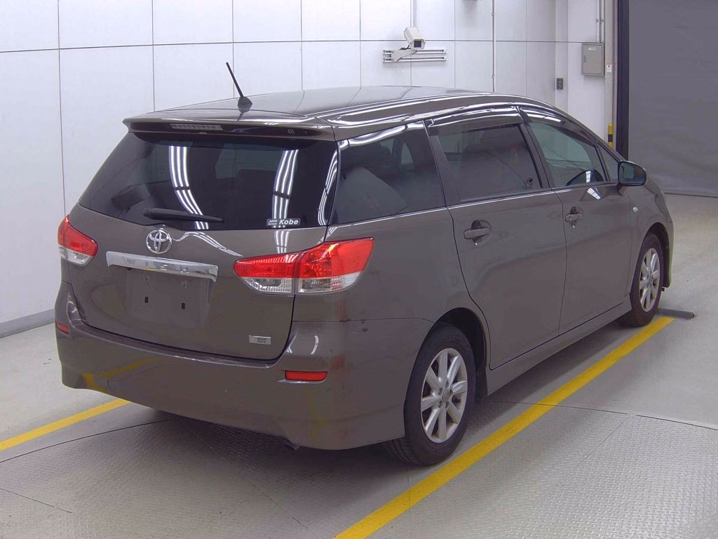 TOYOTA WISH