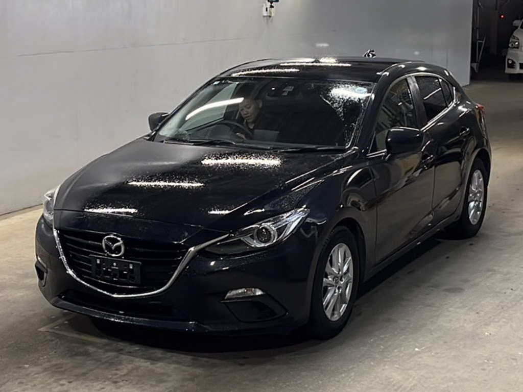 MAZDA AXELA