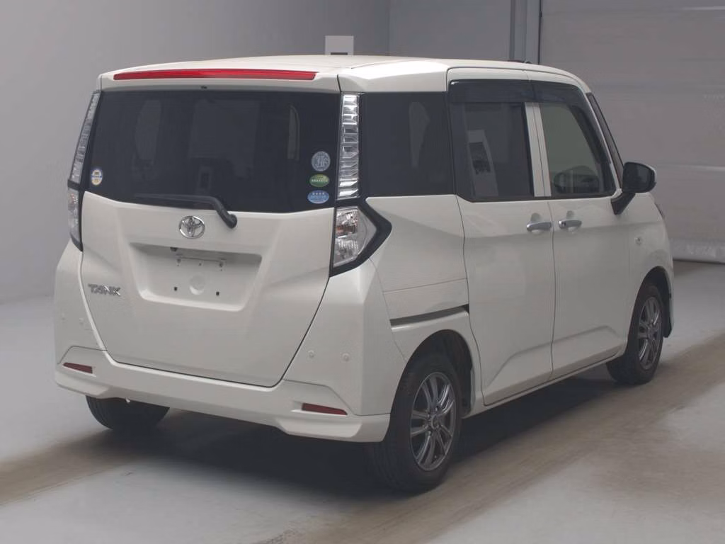 TOYOTA TANK