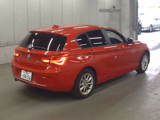 BMW 1-SERIES