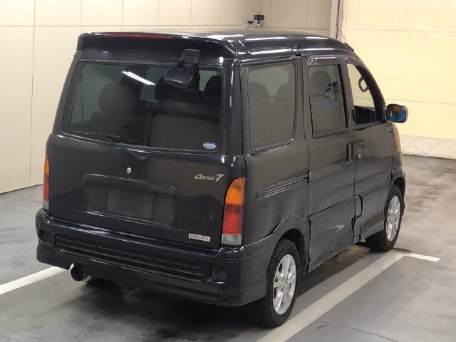 DAIHATSU ATRAI7