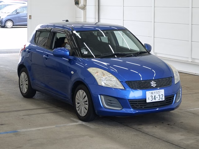 SUZUKI SWIFT