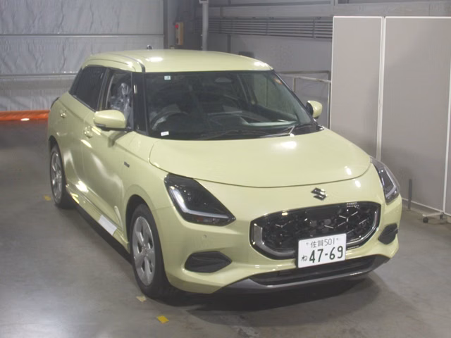 SUZUKI SWIFT