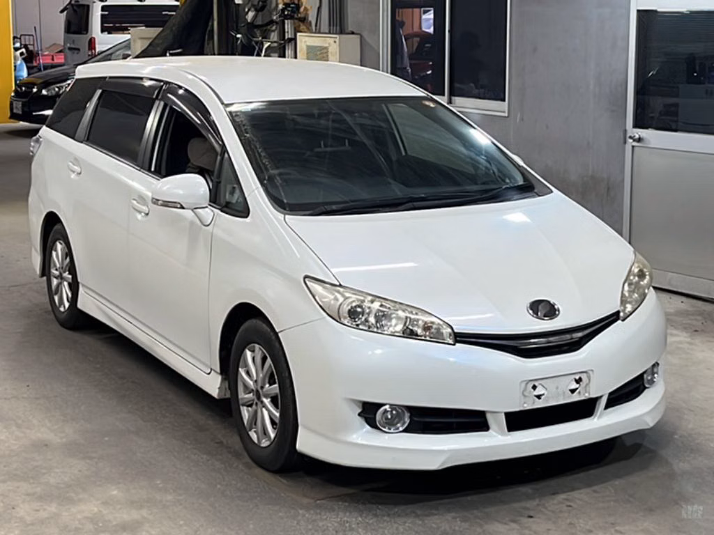 TOYOTA WISH