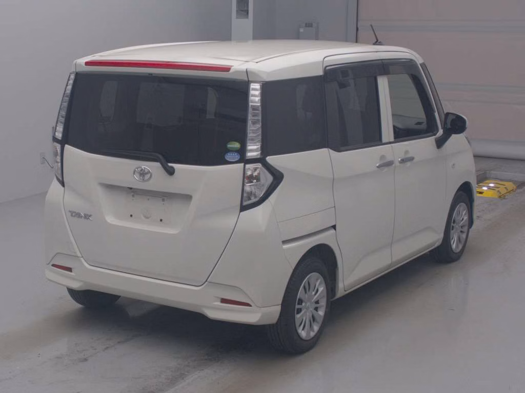 TOYOTA TANK