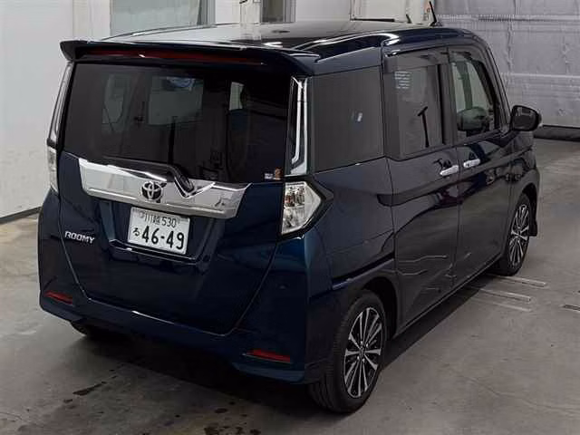 TOYOTA TANK